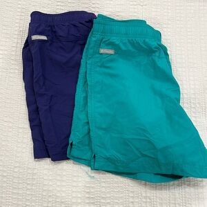 🩵Two pairs of women’s Columbia shorts!!!! Size small! Teal green and purple!!💜